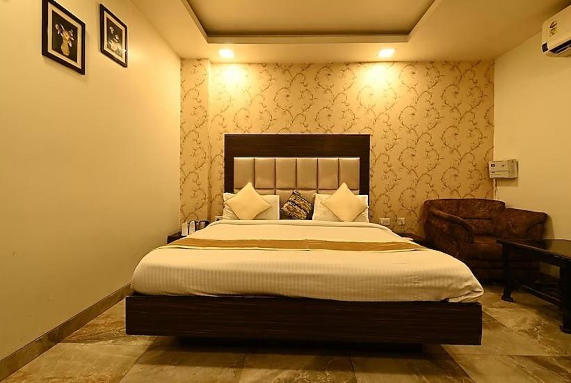 לקנאו Hotel I.P. Palace מראה חיצוני תמונה
