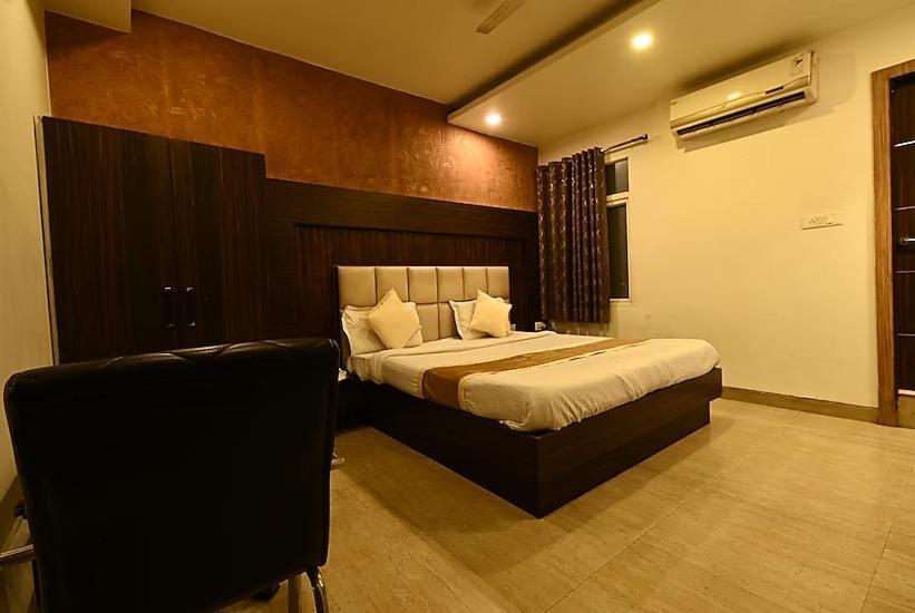 לקנאו Hotel I.P. Palace מראה חיצוני תמונה