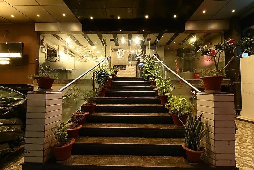 לקנאו Hotel I.P. Palace מראה חיצוני תמונה