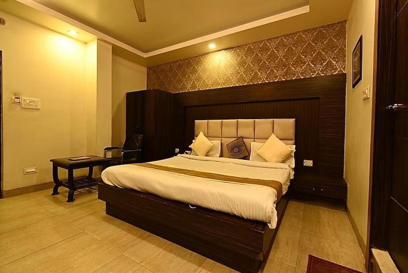 לקנאו Hotel I.P. Palace מראה חיצוני תמונה